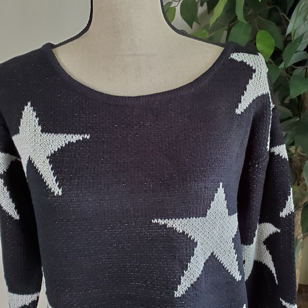 New! Black Knit Star Distressed Hem Sweater - Picture 7 of 8